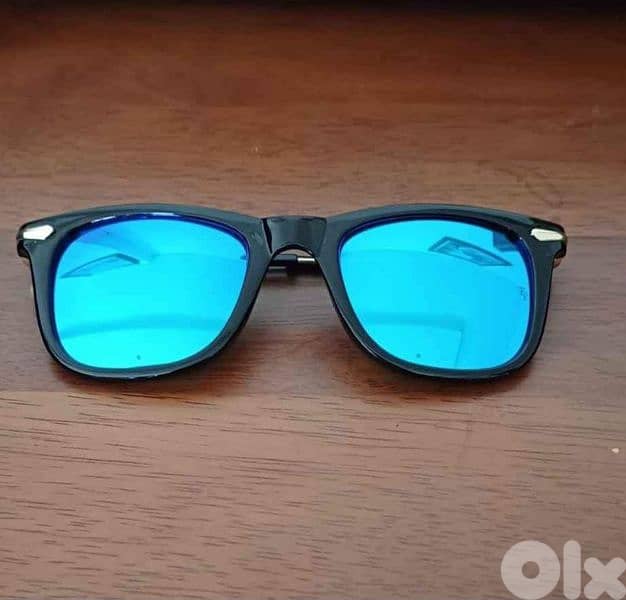 Sunglasses 0