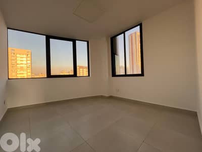 Office For Rent in Verdun مكتب للإيجار في الفردان