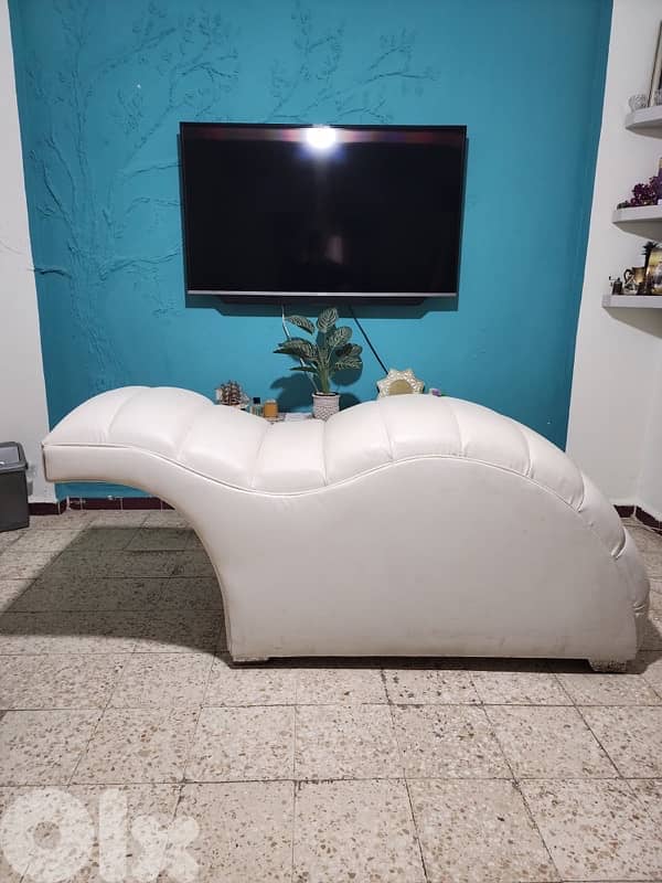 luxury lash bed like new 4