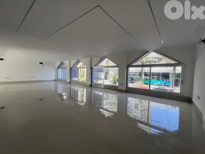 Showroom for Sale – 100 SQM صالة عرض للبيع