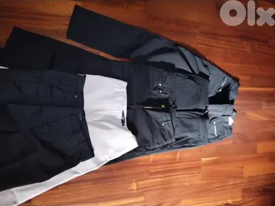 5 Pants Zara and H&M