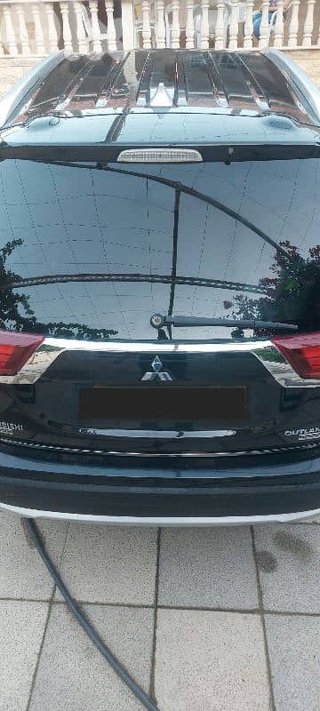 Mitsubishi Outlander 2016