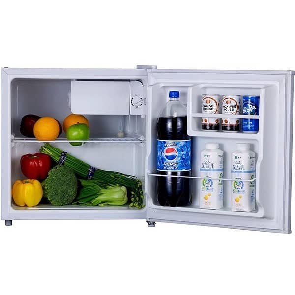 2.5Ft 45L Mini Top Mount Fridge 3