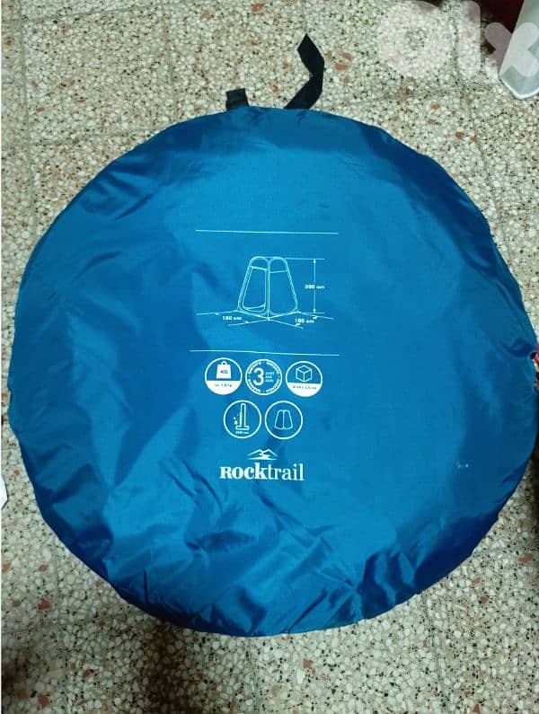 pop-up changing & showering tent 0