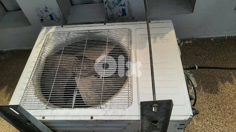AC 12000 BTU very good condition 1