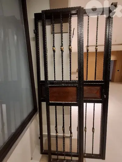بوابة حديد بوابة حديد