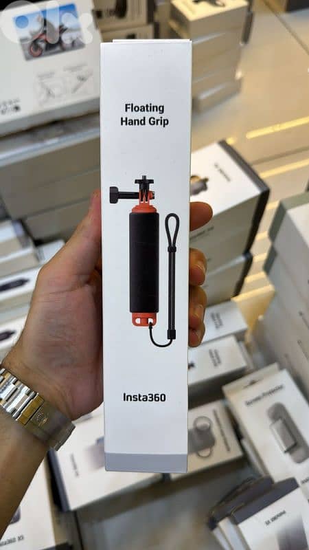 Insta360 Floating Hand Grip 0