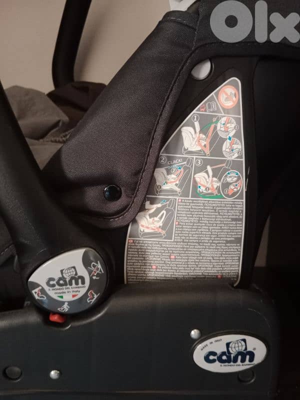 car seat 0