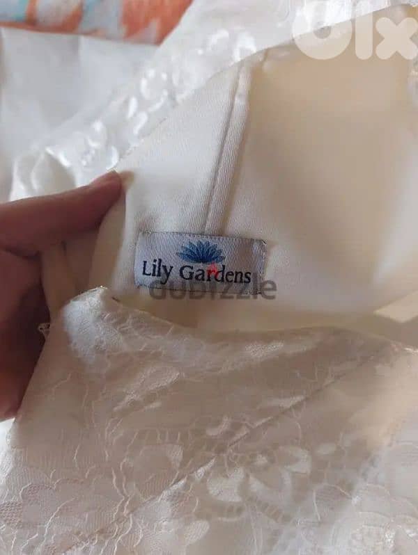 Brand new white dress from Lily Gardens Ashrafiye-150$ 3