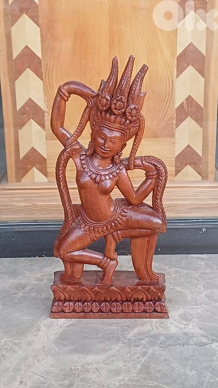 antique 0