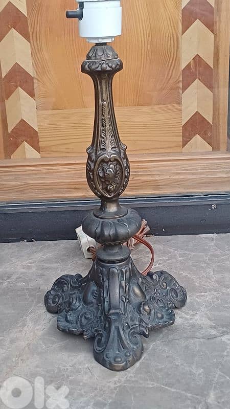 antique 6