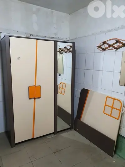 غرفة نوم تخت شغل استقبال شبه جديدة