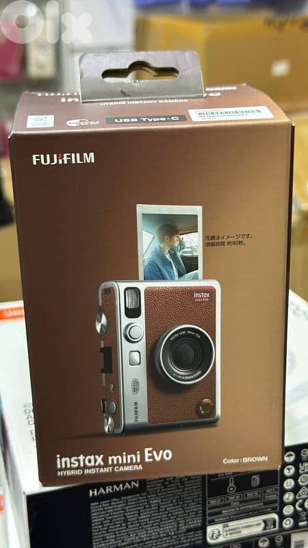 FujiFilm Instax Mini Evo Brown 1