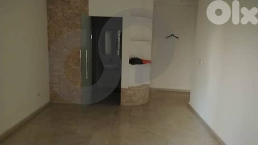 Calm street, elevator in Ras al Nabaa/رأس النبع REF#MD125632