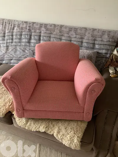 Girl's rocking chair