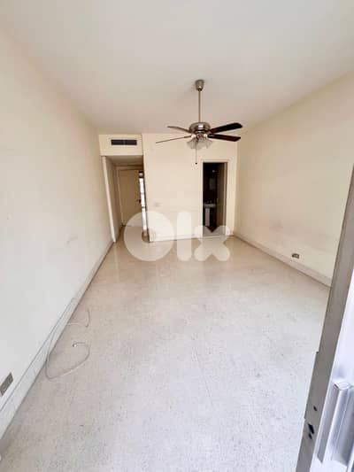 SPACIOUS APARTMENT IN SANAYEH PRIME (350SQ) 4 BEDROOMS , (BT-1198)