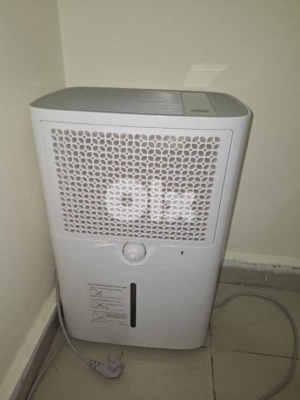 dehumidifier/humidifier 2