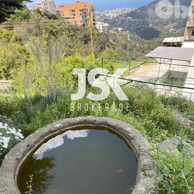 L19077 - Land With House For Sale in Qornet El Hamra