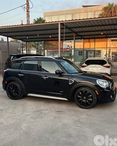 MINI Cooper S Countryman 2017 clean car fax امكانية التقسيط