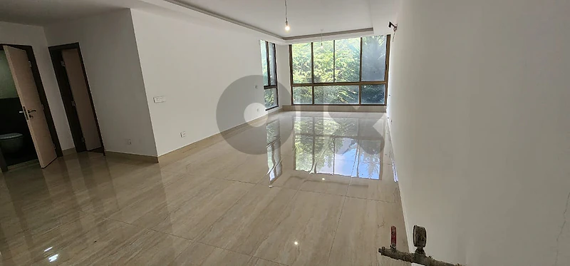 GMC106AJ Apartment for sale in Aylout-Mansourieh - شقة للبيع في عيلوت