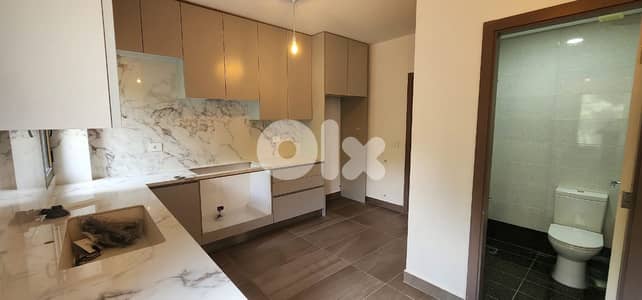GMC106AJ Apartment for sale in Aylout-Mansourieh - شقة للبيع في عيلوت