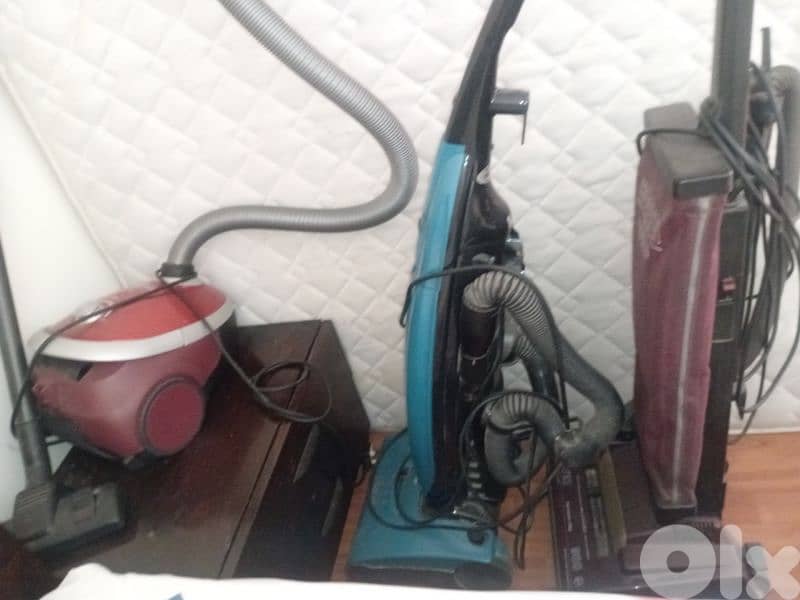 3 hoover machines 0