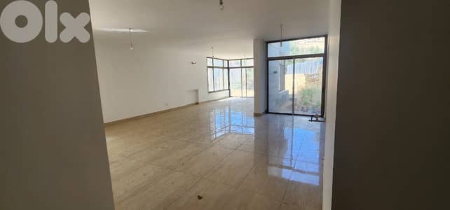 Apartment for sale in Aylout-Mansourieh - شقة للبيع في عيلوت-المنصورية