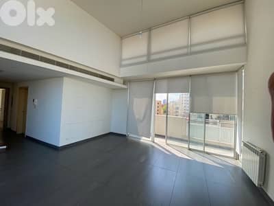 High ceiling loft with large terrace and sea view