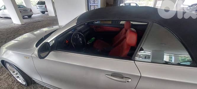 BMW 128i model 2010 convertible