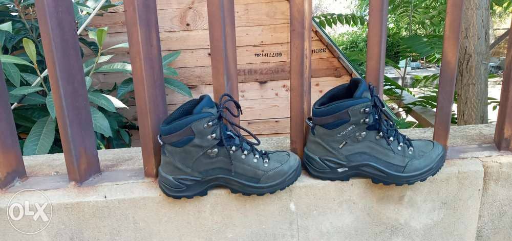 Hiking boots Salomon & Quechua 5