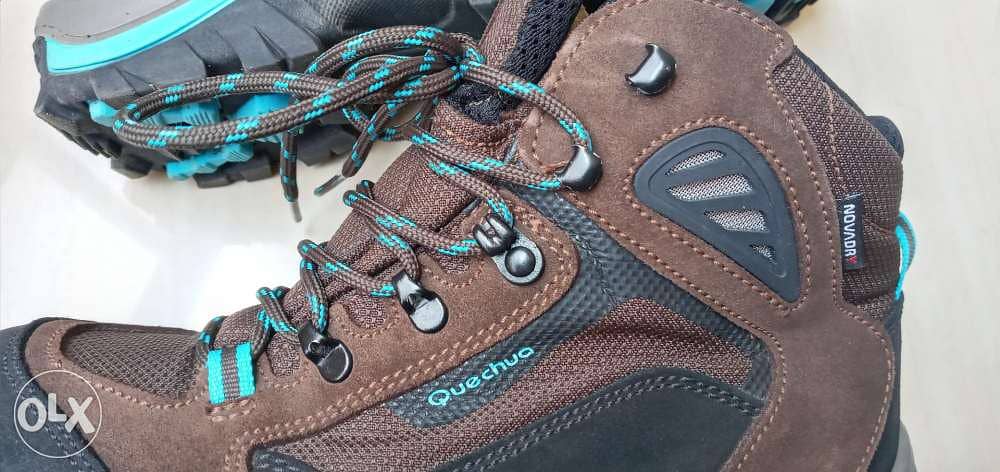 Hiking boots Salomon & Quechua 6