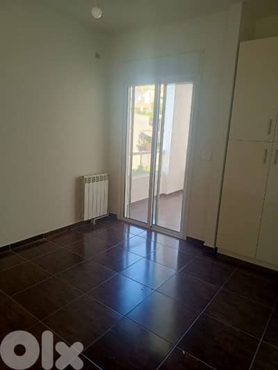 apartment For sale in zekrit شقة للبيع في زكريت