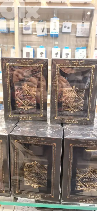 LATTAFA BADEE AL OUD BLACK