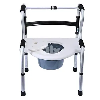 Multifunctional Chair Walker + Commode والكر وكومود