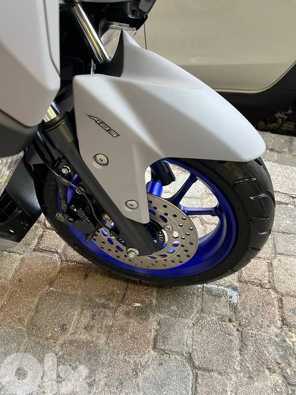 Yamaha Nmax 155 cc 1300 km Tuned and performed 9