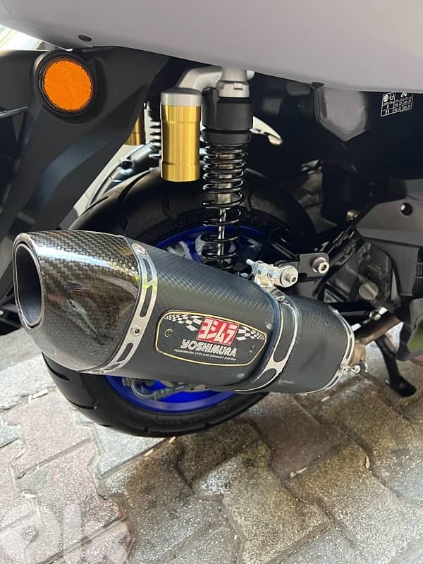 Yamaha Nmax 155 cc 1300 km Tuned and performed 14
