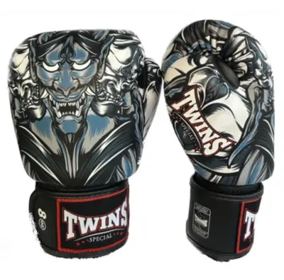 Muay Thai gloves