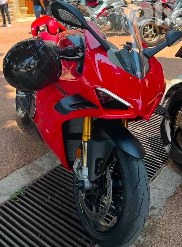 ducati paniguale v4s 2023 33000$  71090901 0