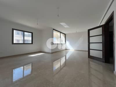 Apartment for Sale – 220 SQM in Hamra شقة للبيع – 220 متر مربع