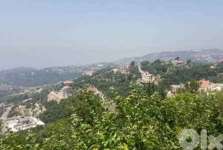 A 650 m2 land for sale in Ghedras - أرض للبيع في غدراس