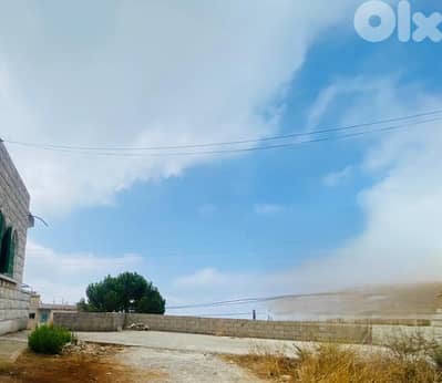 Old House in Zeghrin Bikfaya for sale عقارقديم حجر بيت من طابقين