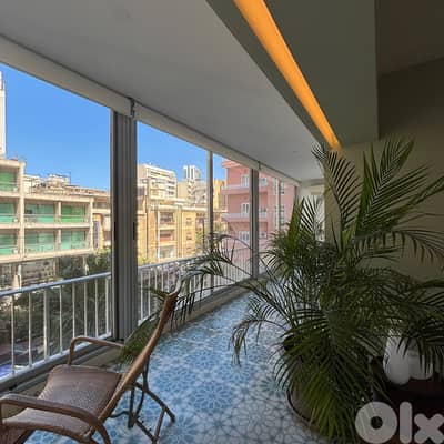 300 sqm Apartment with Garden in Bliss