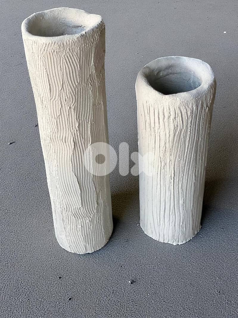 concrete vases 0