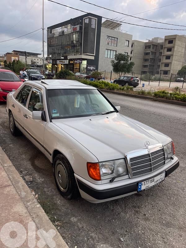 Mercedes-Benz E-Class 1988 0