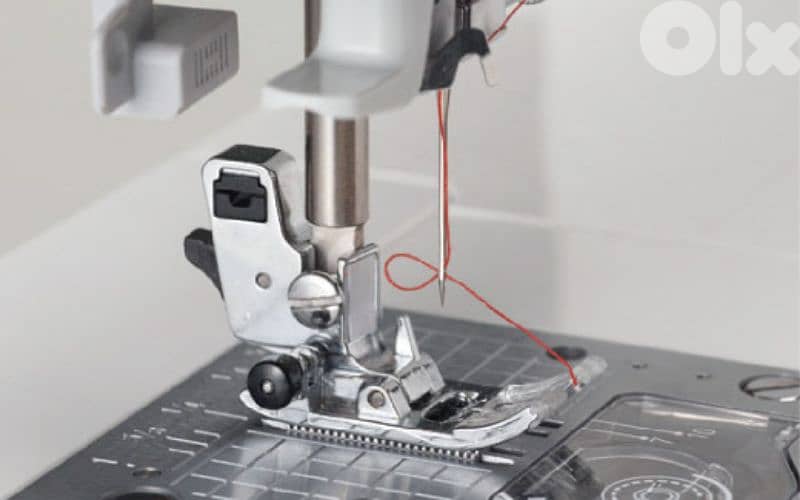 Juki HZL-G210 Computerised Sewing Machine 3