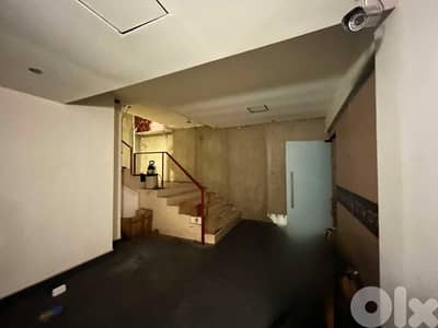 L19133 - 500 SQM 2-Levels Shop For Rent in Verdun, Beirut