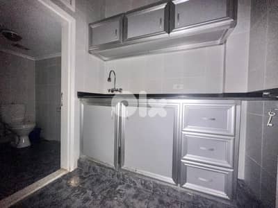 Office for rent in Aisha Bakkar مكتب للإيجار في عائشة بكار