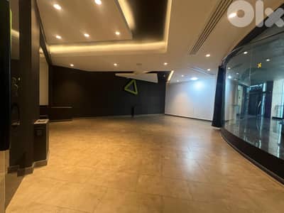 Shop for Rent in Hamra Prime Locationمحل للإيجار في الحمرا موقع ممتاز