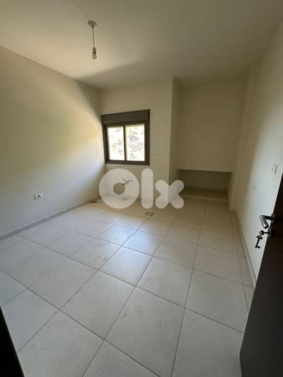 AMAZING APARTMENT FOR SALE IN MANSOURIEH PRIME  5 BEDROOMS, (MA-437)