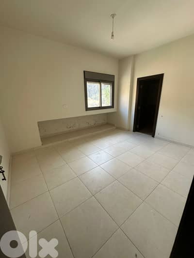 AMAZING APARTMENT FOR SALE IN MANSOURIEH PRIME  5 BEDROOMS, (MA-437)